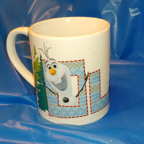 Disney Other - Olaf mug